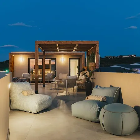 Ark Luxury Suite, Hot Tub & Sea Views, By Zantewize *