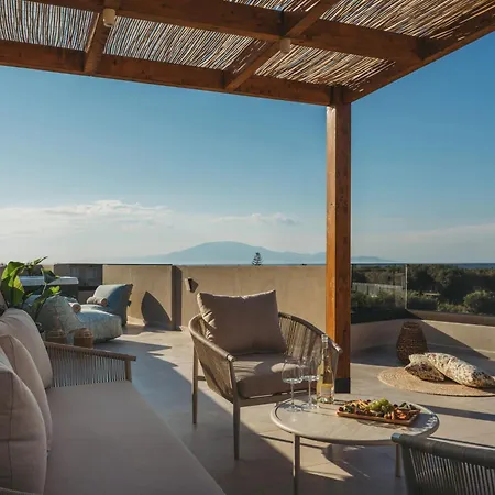 Apartman Ark Luxury Suite, Hot Tub & Sea Views, By Zantewize Tragáki