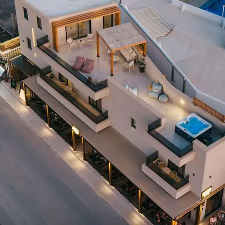 Ark Luxury Suite, Hot Tub & Sea Views, By Zantewize Appartement Tragaki
